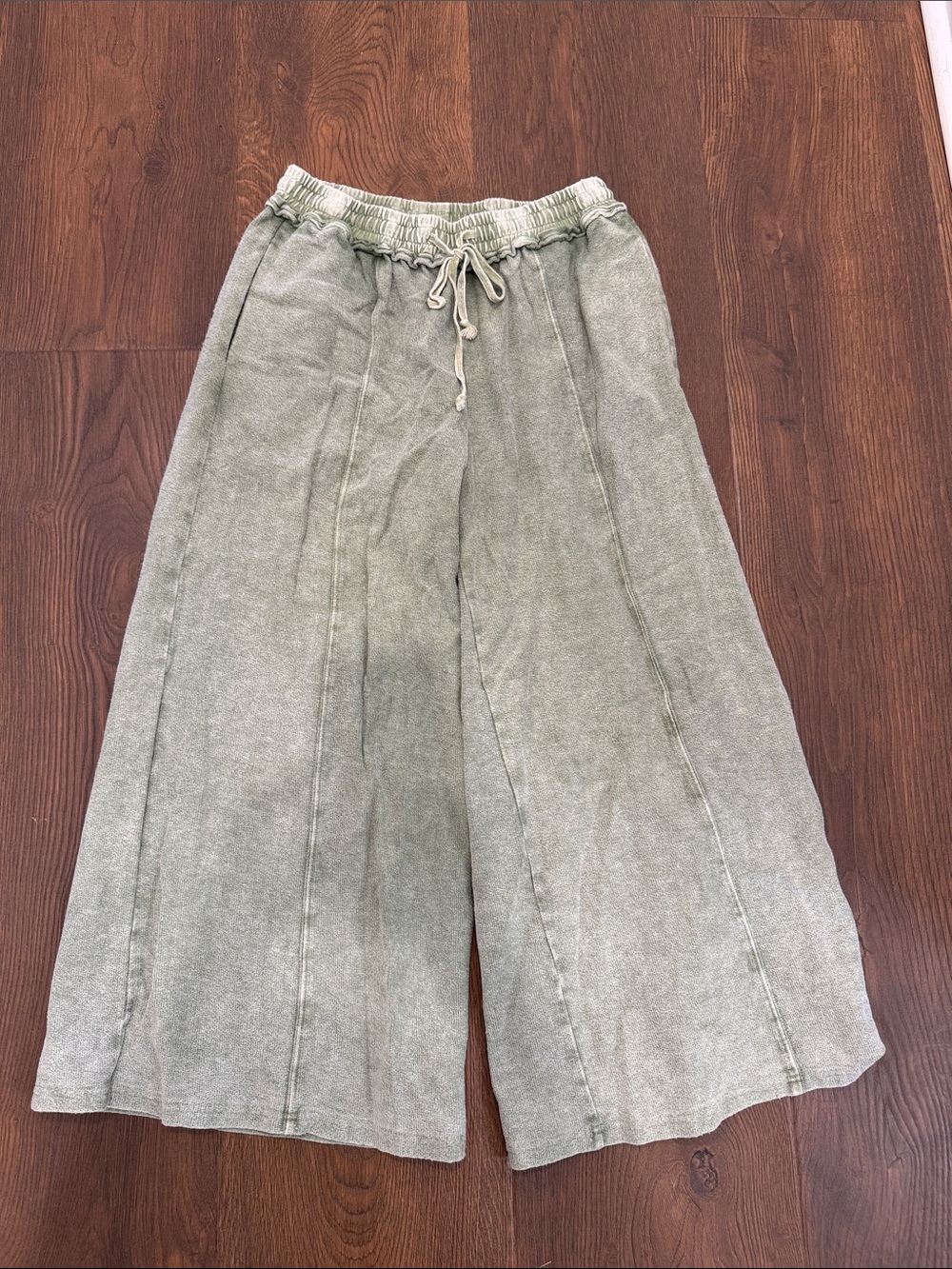 Men's Wide-Leg Drawstring Pants - Sage Green